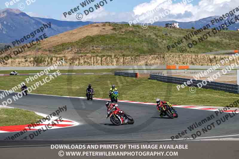 cadwell no limits trackday;cadwell park;cadwell park photographs;cadwell trackday photographs;enduro digital images;event digital images;eventdigitalimages;navarra;no limits trackdays;peter wileman photography;racing digital images;trackday digital images;trackday photos